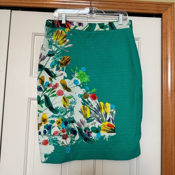 ANTHROPOLOGIE MAEVE Slim Knit Mini Skirt • Rainbow Colorful Tropical Bird - Picture 4 of 9